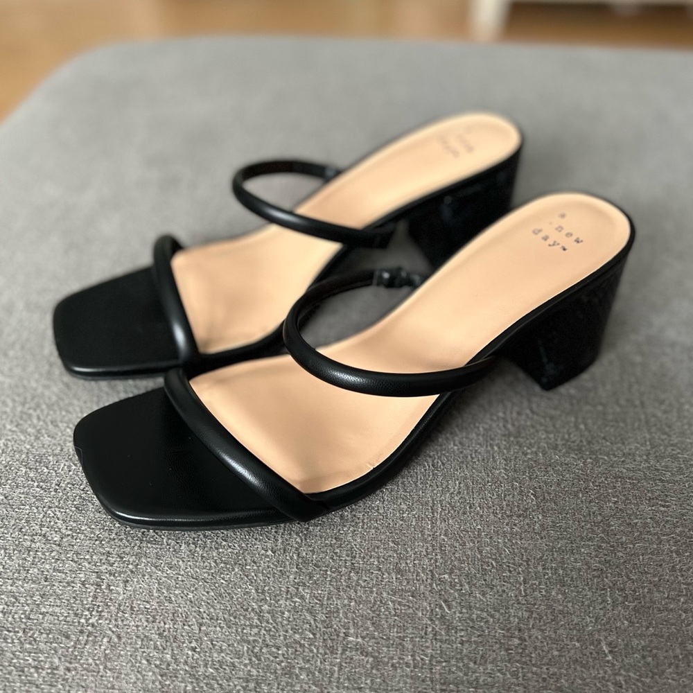 Snakeskin kitty heels